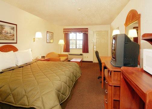 Super 8 By Wyndham Decatur Texas Hotel Room photo